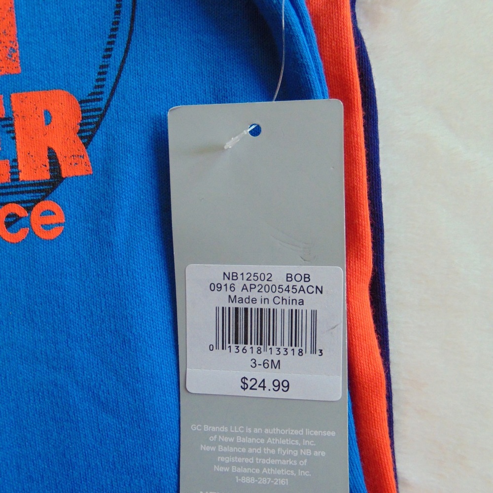 New Balance Pack of 3 Body Suit New with Tags - Picture 4 of 5